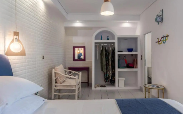 APOLLON by Akroploro