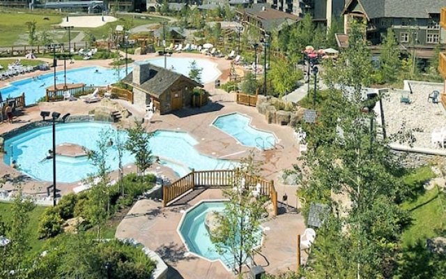LARGE Studio | Ski In/Out | Pool & Hot Tubs | Central Upper Village Location
