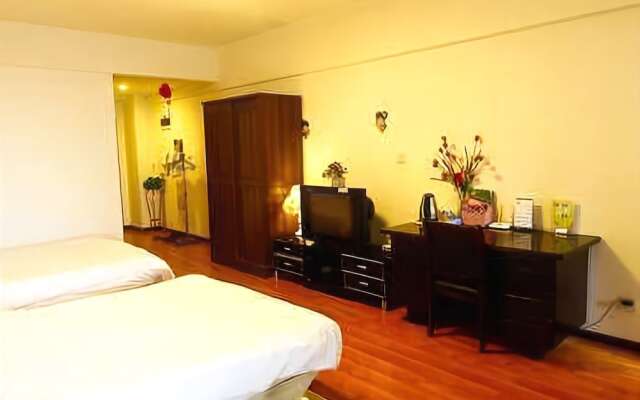 Qingdao Zhongyang Business Hotel