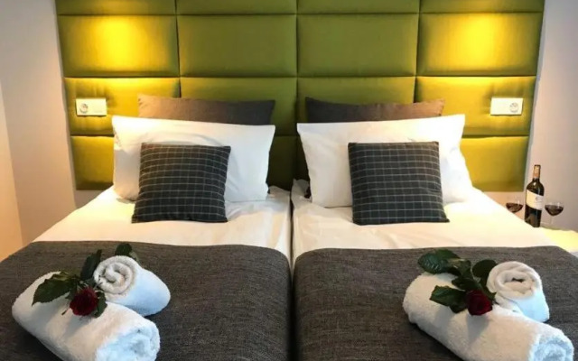 Premium Apartment - Chopin AirPort