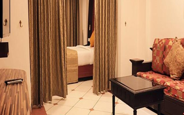 FabHotel Prime Emerald