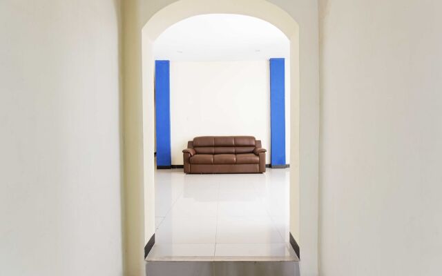 RedDoorz Plus @ Jalan Pemuda Jakarta