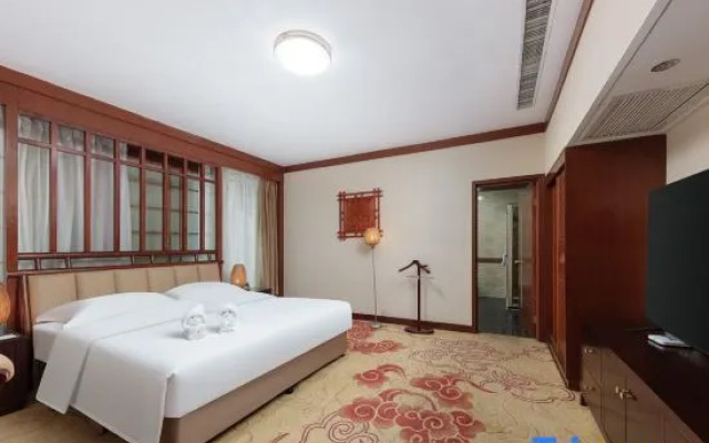 Ze Lin Hill-view Hotel