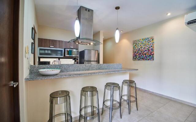 2 BD apartment in popular condominium-190MBPS WIFI