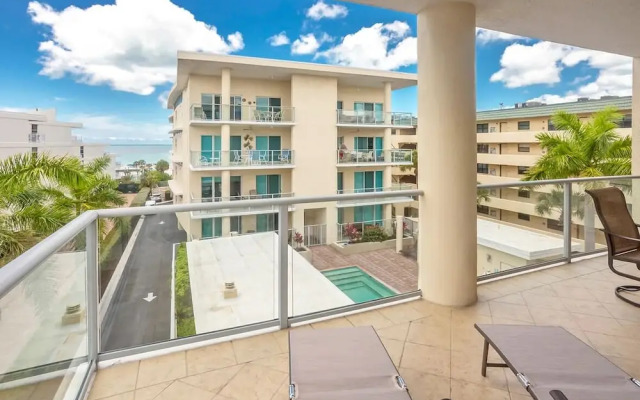 Crescent Condos by Beachside Management