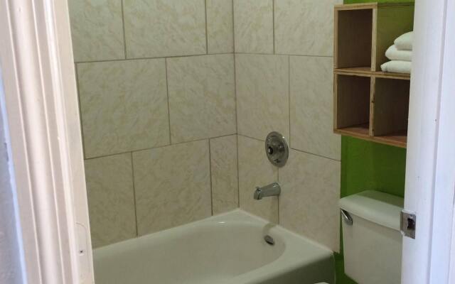 Royal Inn - Richmond Hill