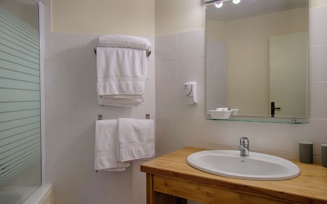 Hotel Restaurant De Charme Les Mimosas