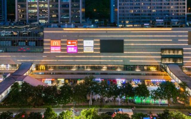 Z-Club Hotel(Tanglang Subway Station Branch)