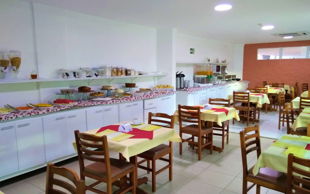 Simas Praia Hotel