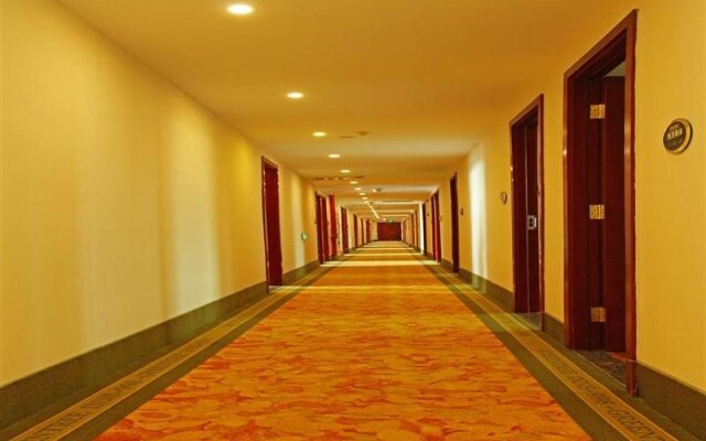 GreenTree Inn Shanghai Hongqiao Hub Convention Center Huaxiang Road Shell Hotel
