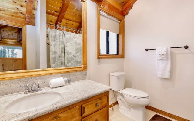 Bearfoot Lodge #2030