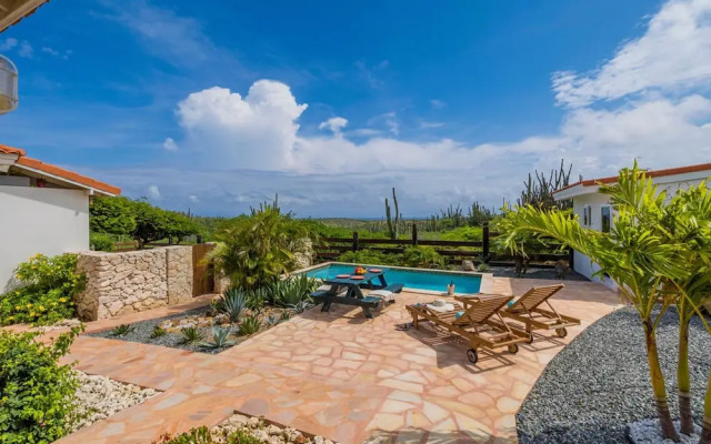 Caribbean Charm Serene Santa Lucia Sunny Pool