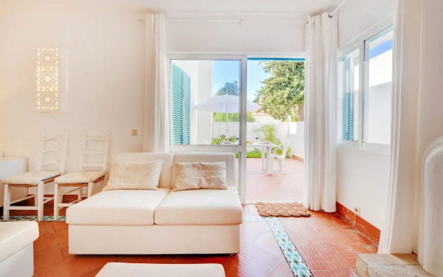 Prainha Calm Retreat in Alvor