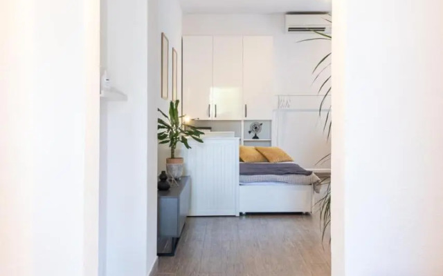 Studio Apartment Les - 4 min walk from amphiteatre