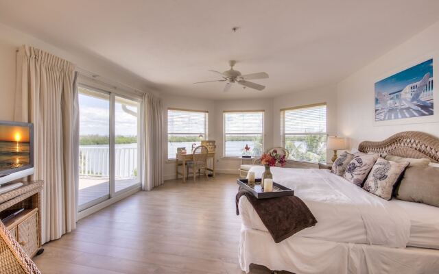 The White Ibis 5 Bedroom Home