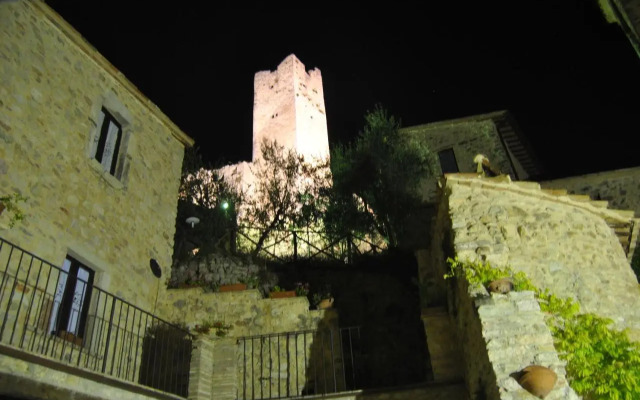 Residenza di Paese Castello del Poggio