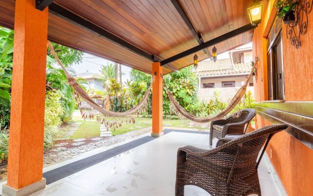 PF10 - Casa 3 Suítes a 300m da Praia