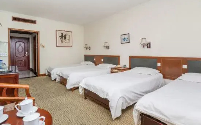 Changyi Hotel