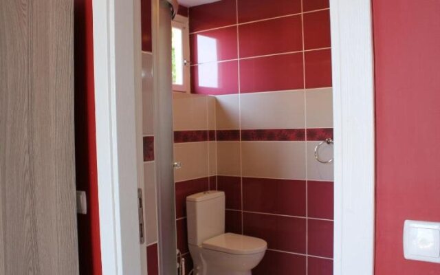 Ada Antik Otel
