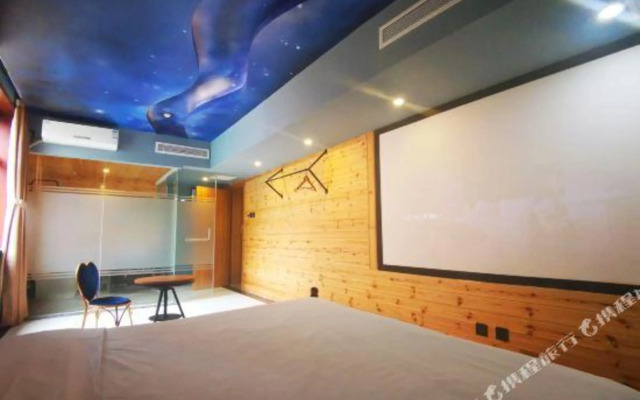 Yimei 28° Fengshang Hotel (Hebei University First Central Hospital East Branch)