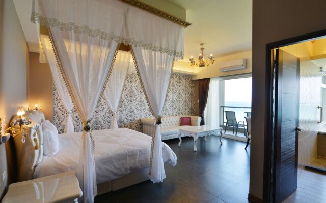 White Spray B&B