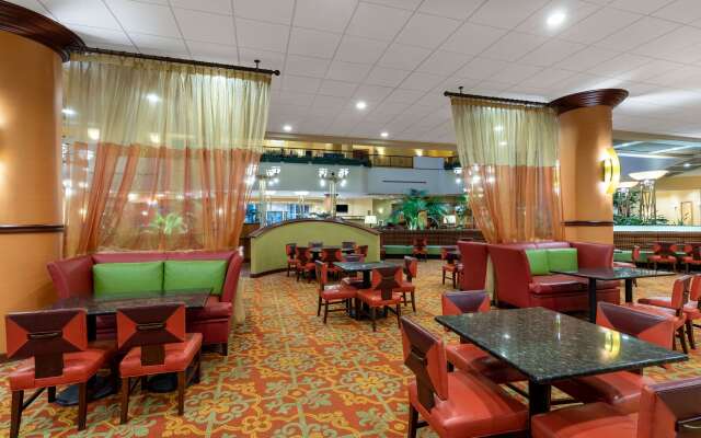 Wyndham Grand Oklahoma City Downtown