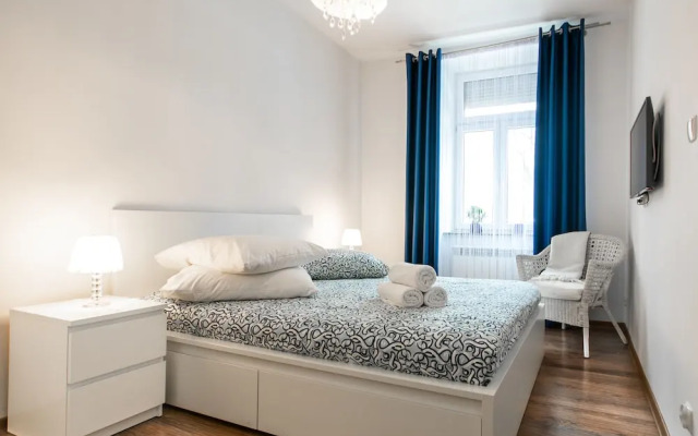 City Lights Apartments - Bosacka