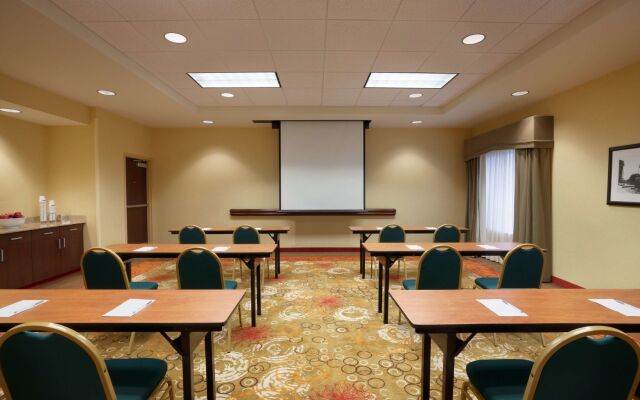 Hampton Inn & Suites Hartford/East Hartford