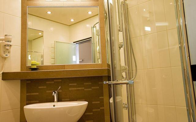 Hotel Diadem