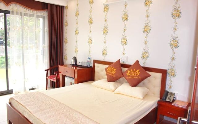 Thu Huyen Hotel