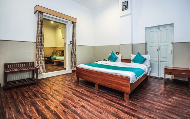 OYO 18849 Hotel Raj Shikhar