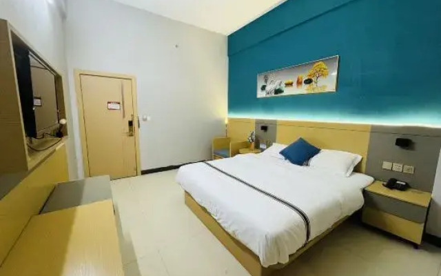 Dongxing Guotai Business Hotel