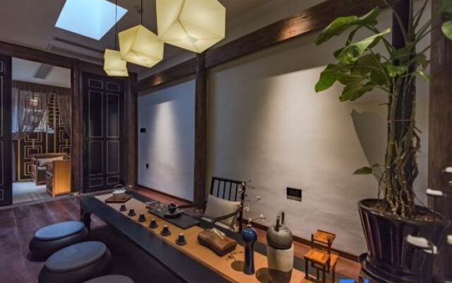 Xuli Qiaoge Boutique Hostel