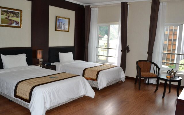 Nam Dat Hotel by D'Lecia Ha Long