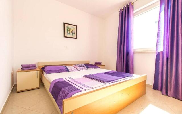 Apartments Tomo