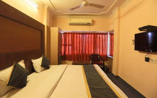 OYO 2289 Hotel Radha Palace