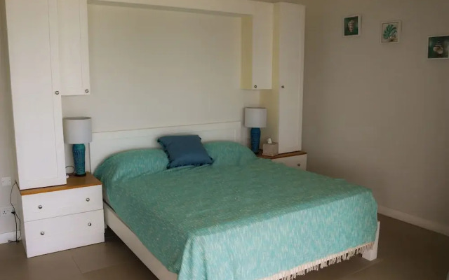 Sea Rock by Horizon Holidays