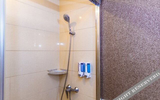 Homeinn Ease Hotel (Hangzhou Jiangnan Times Square South Lake East Subway Station)