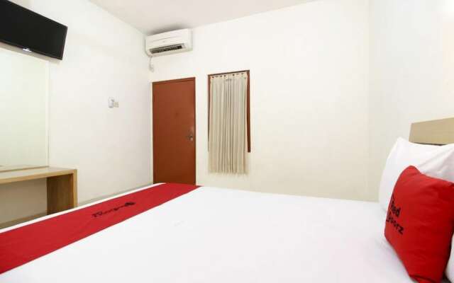 RedDoorz Syariah @ Jalan Menteri Supeno