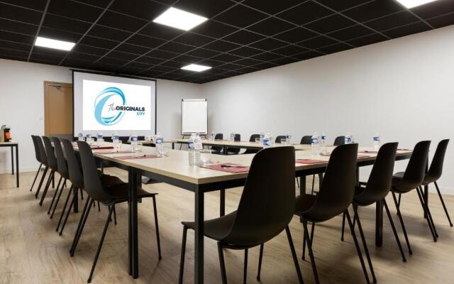 Brit Hotel Confort Amiens