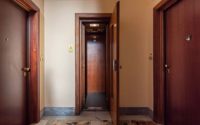 Toc-Toc Apartment a 10 min dall'Ospedale Maria Vittoria