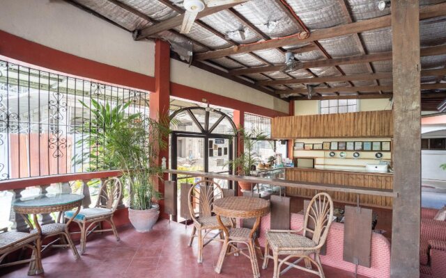 Marquis Hotel & Restaurant