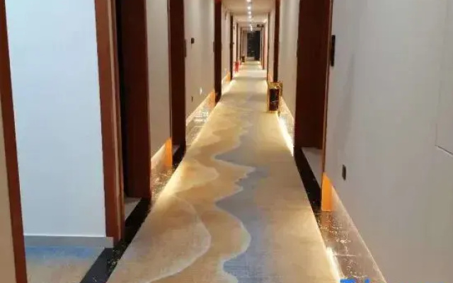Huangguan Hotel