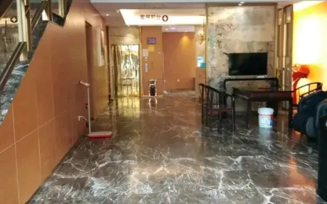 Xintian Liyuan Hotel
