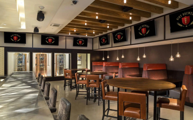 Parkwest Bicycle Casino