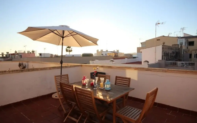 Townhouse 200mts from sea