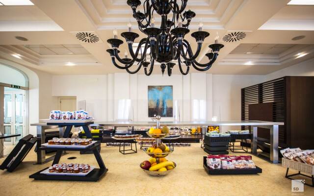 Hotel Regina Elena 57 & Oro Bianco Spa