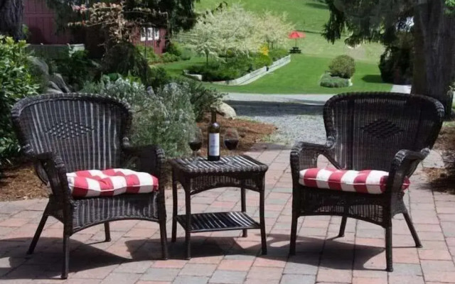 Dancing Fish Farm LLC