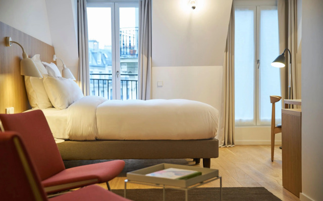 Отель 9Hotel Republique