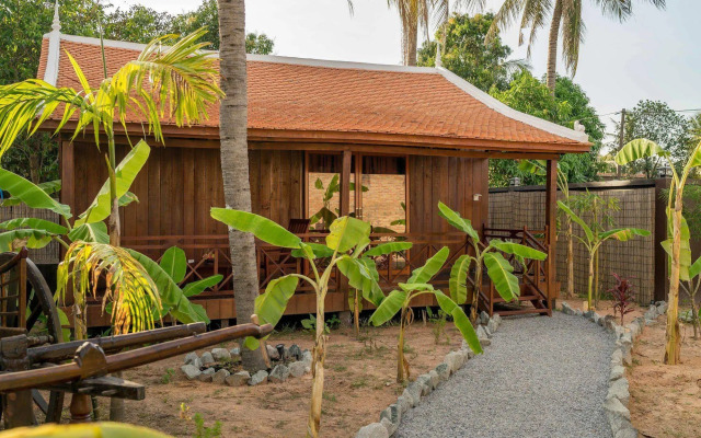 Authentic Khmer Village Resort